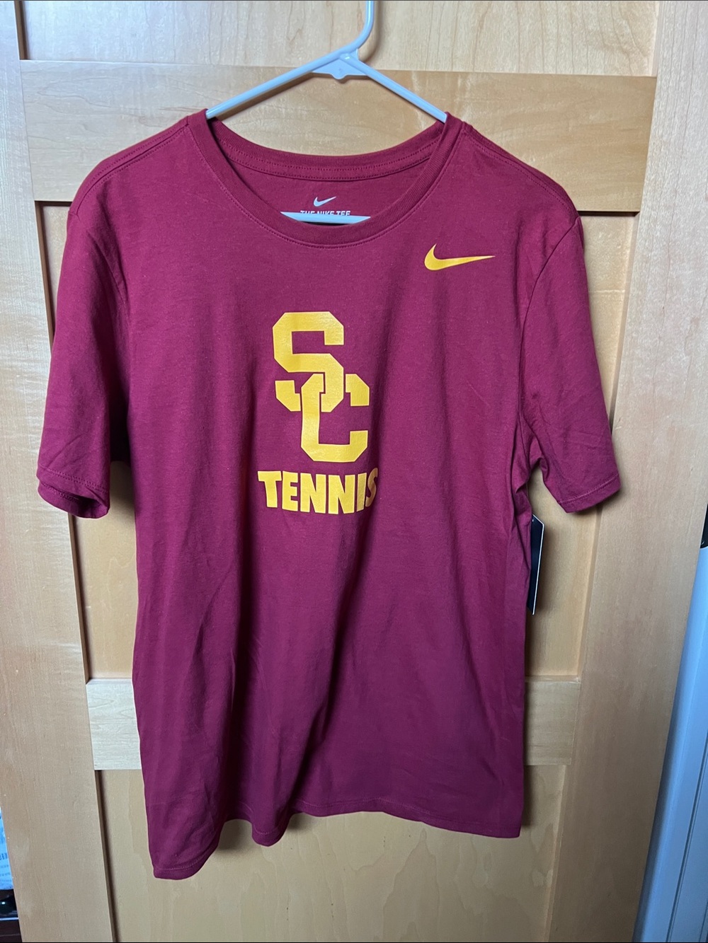 NWT Nike Maroon & Gold USC Tennis Tee